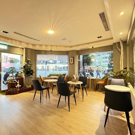 Finders Hotel Hualien Station Esterno foto
