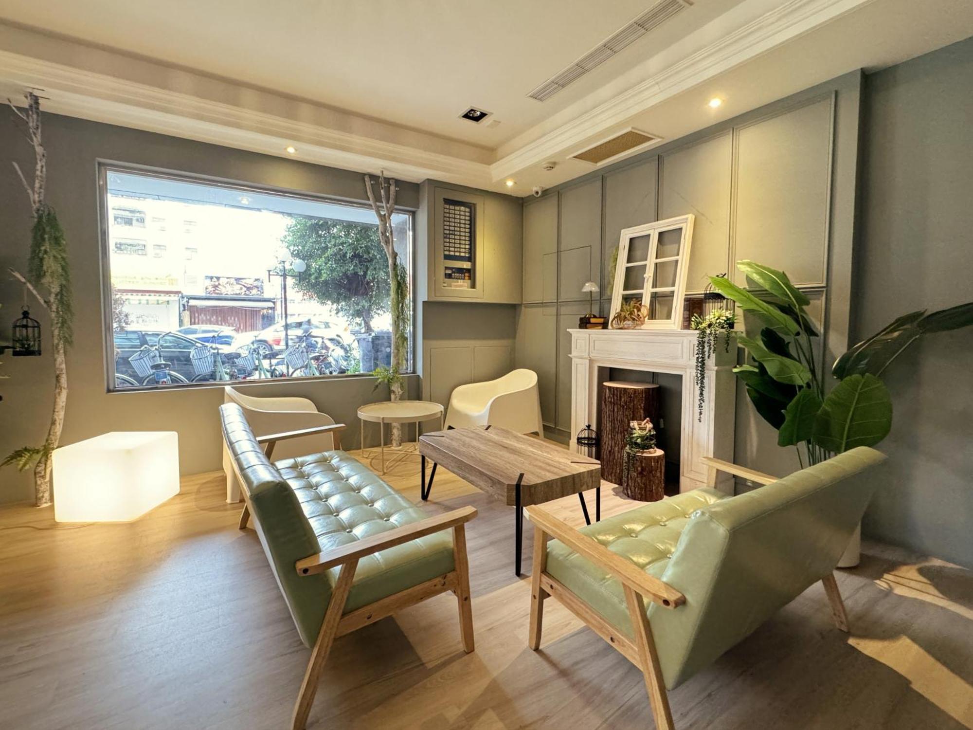 Finders Hotel Hualien Station Esterno foto