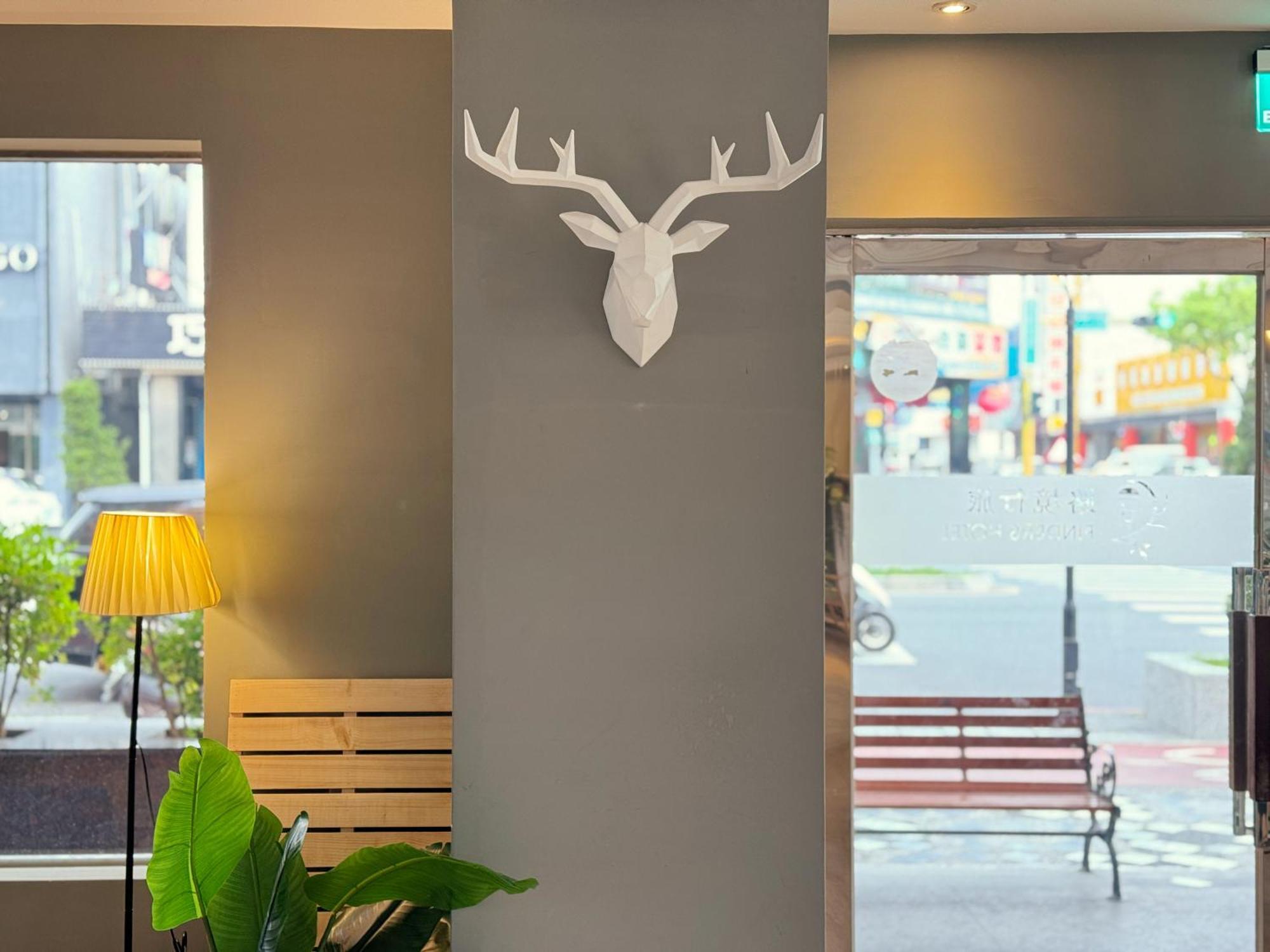 Finders Hotel Hualien Station Esterno foto