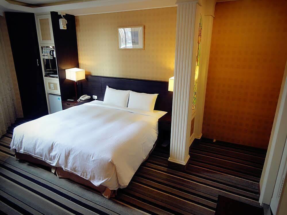 Finders Hotel Hualien Station Esterno foto